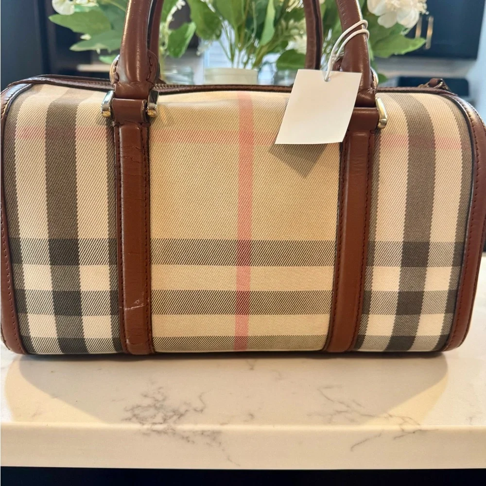 Burberry Classic Check Canvas Bag in Brown and Cream - Picture 6 of 9